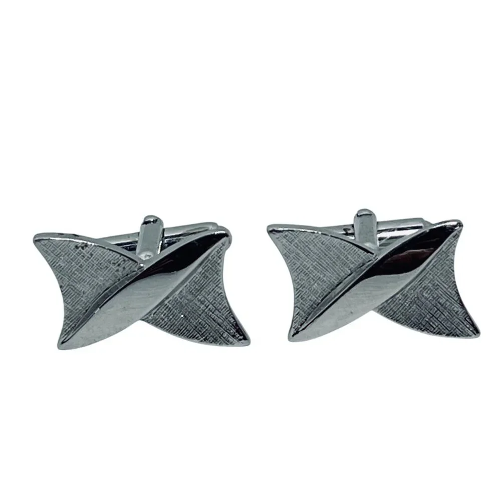 Vintage Anson Silver Tone Bow Tie Shaped Cufflinks (5911)